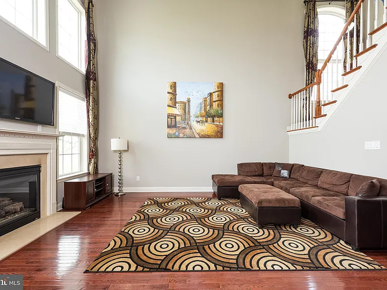2604 Rockledge Ct — Photo 30