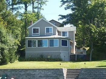 1st image of 379 Cottonwood Ln