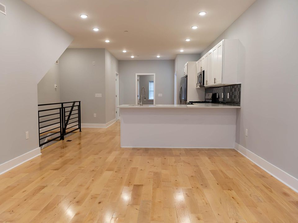 1st image of 2612 Cecil B Moore Ave #1