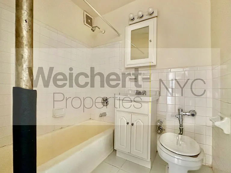 612 W 137th St #48 — Photo 6