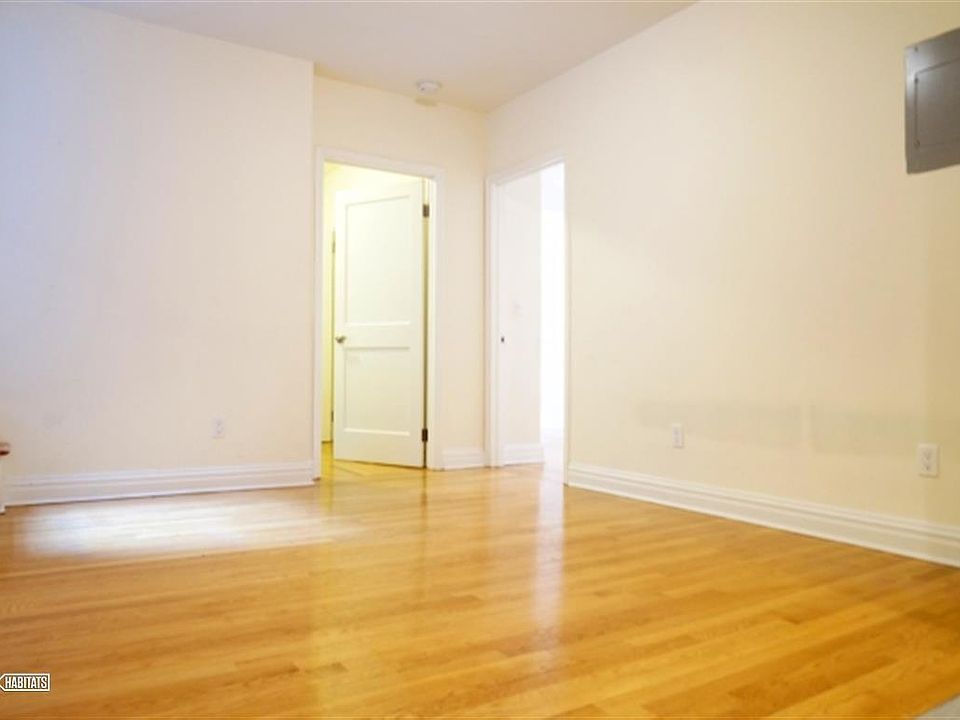 2nd image of 355 W 51st St APT 62