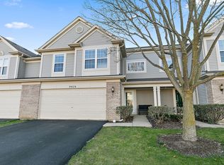 9979 Wakefield Ln, Huntley, IL 60142