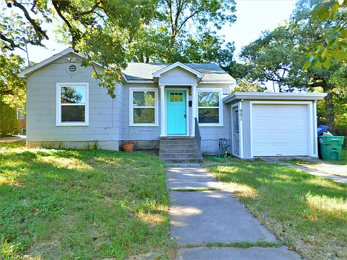 901 Gregg St Photo 1