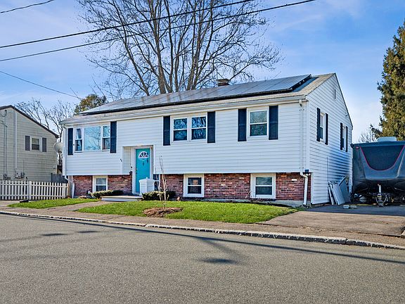 3rd image of 44 Belleview Ave #1