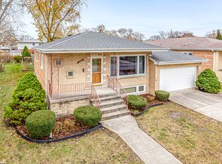 10613 S Kildare Ave, Oak Lawn, IL