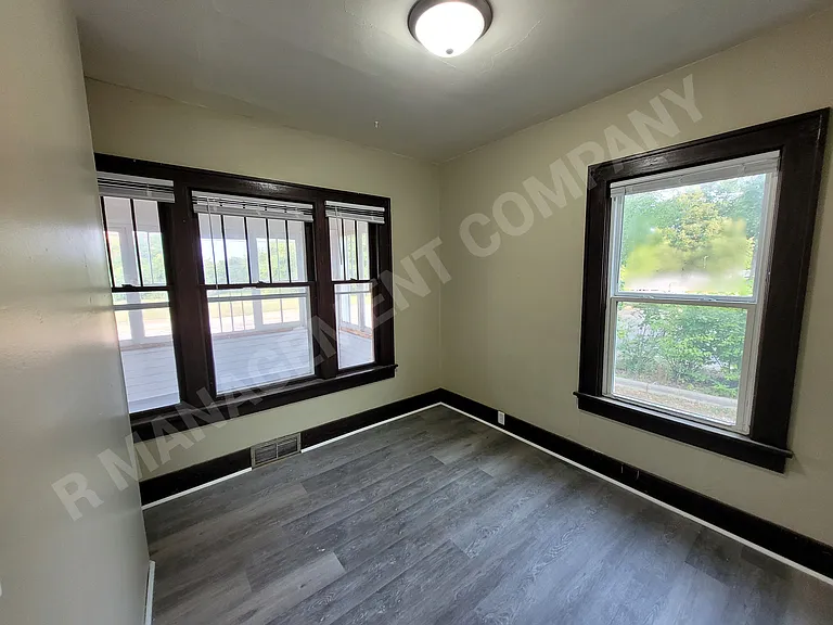 1547 Water St #1547 WATER ST — Photo 5