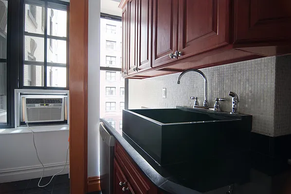 Rented by WAM Partners - William Moses Co. | media 99