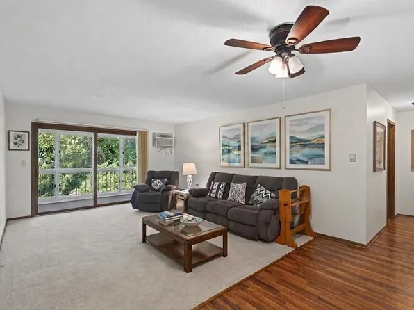 135 Viking Dr E APT 309, Little Canada, MN 55117