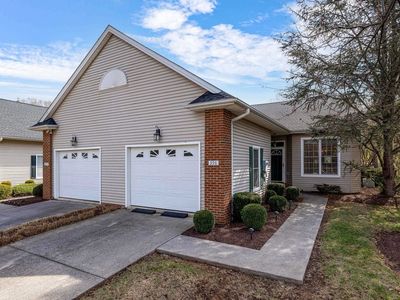 398 Spring Oaks Dr, Harrisonburg, VA, 22801