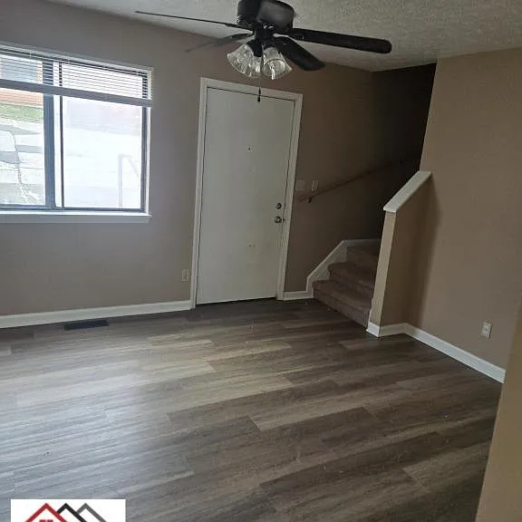 597 W Main St #1 — Photo 2