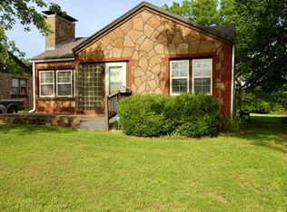 2621 N Grant Ave, Springfield, MO 65803