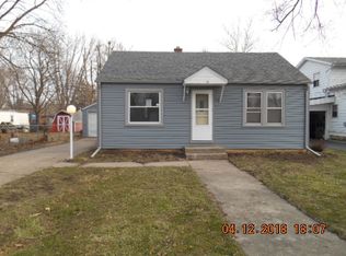 919 Evans Ave, Machesney Park, IL 61115