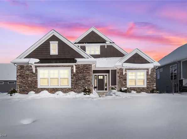 10149 Brookhaven Ln, Brecksville, OH 44141