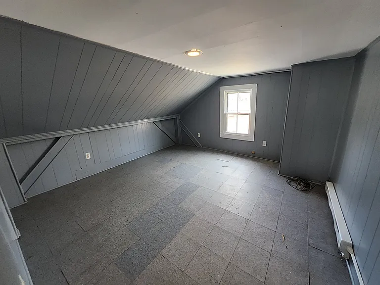 274-278 Cold Spring Rd #1 — Photo 5