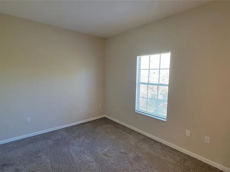 6054 Gibson Ave — Photo 10