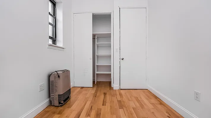 Rented by Nooklyn NYC LLC | media 11