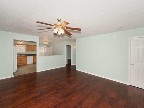 3rd image of 1846 Explorer Ln