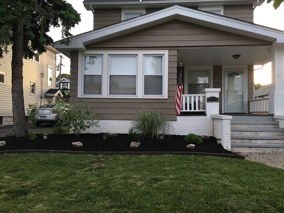 2110 Clarence Ave, Lakewood, OH 44107 Zillow