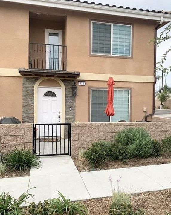 1st image of 16408 Valencia Ave Unit 211