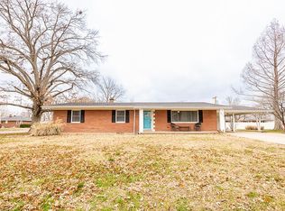 417 W Oak St, Mascoutah, IL