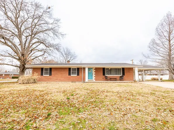 417 W Oak St, Mascoutah, IL 62258