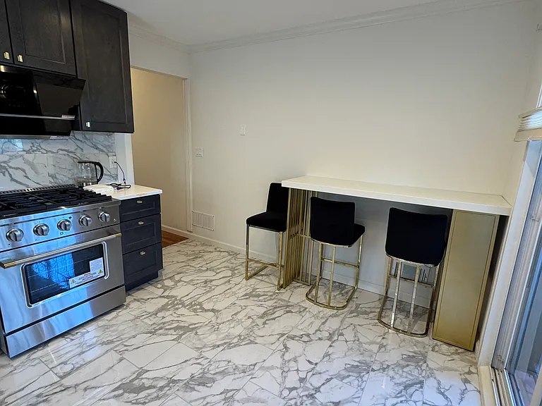277 Skyline Dr — Photo 10