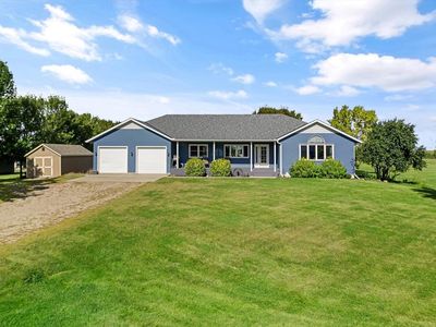 11655 Sunset Cir, Hutchinson, MN, 55350