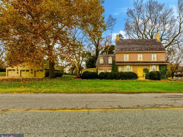 1349 Kings Hwy, Pilesgrove, NJ 08098