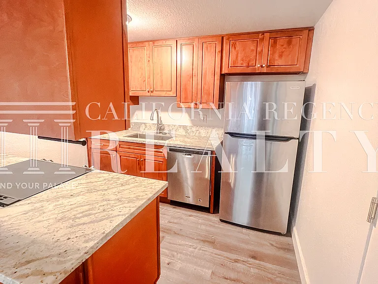 7047 Greenback Ln #A — Photo 7