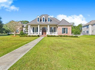 208 Oak Side Aly, Lafayette, LA 70508