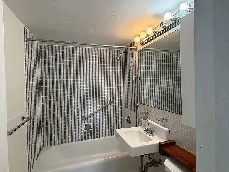 29 Concord Ave #815 — Photo 9