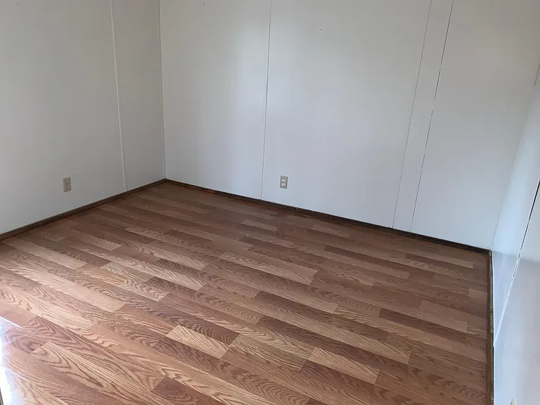 316 Woodmarsh Ln — Photo 9