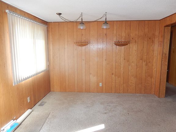 4th image of 395 W 48th St