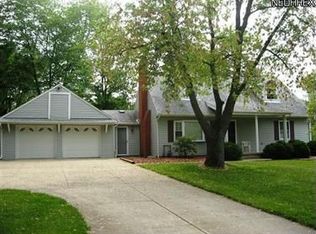 807 N Revere Rd, Akron, OH 44333