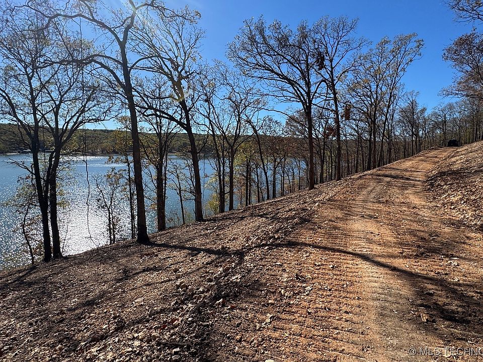 2nd image of 3 E 355th Rd