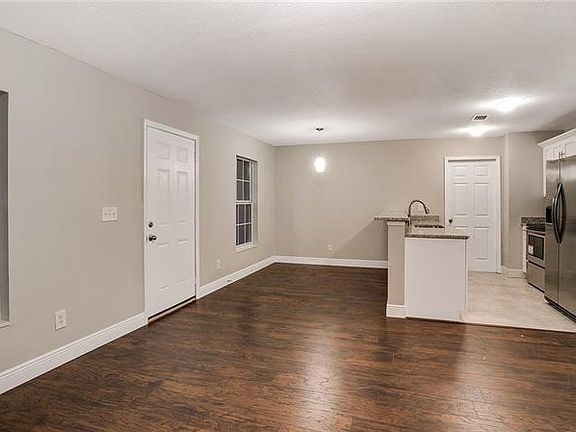 4th image of 3609 E Frierson Ave