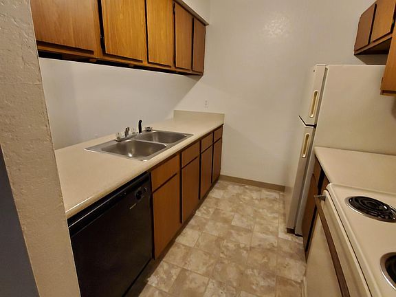 2nd image of 6151 Village Green Cir APT 7