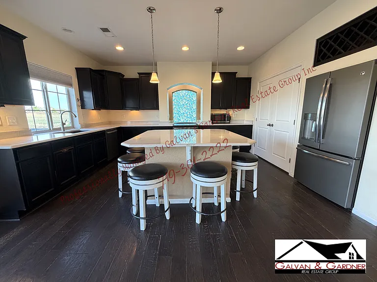 9101 Sentry Dr — Photo 7