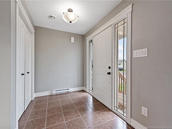 2nd image of 38 Caspian Ct
