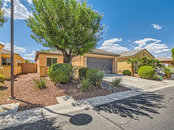 2nd image of 8509 Sherwood Park Dr