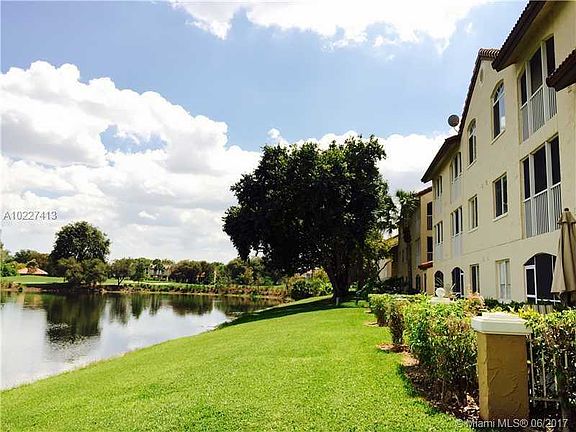 **Direct Lake View Remodeled Condo in Valencia at Doral**