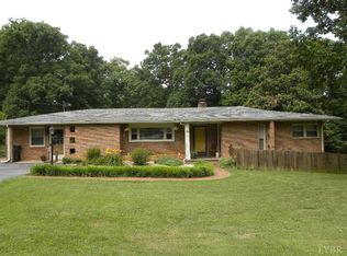 410 Woodland Cir, Lynchburg, VA 24502