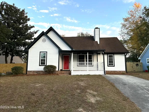 631 Sharease Circle, Wilmington, NC 28405