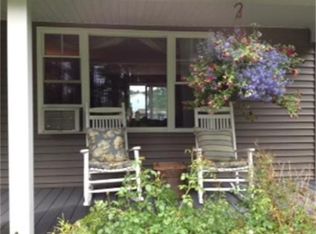 469 Michael Sears Rd, Belchertown, MA 01007