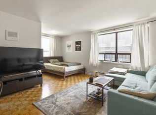 149 St. George, Toronto, ON M5R 2L9