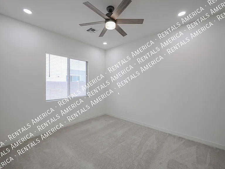 1530 E San Carlos Way — Photo 46