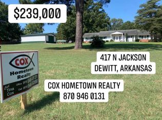 417 N Jackson St, Dewitt, AR 72042