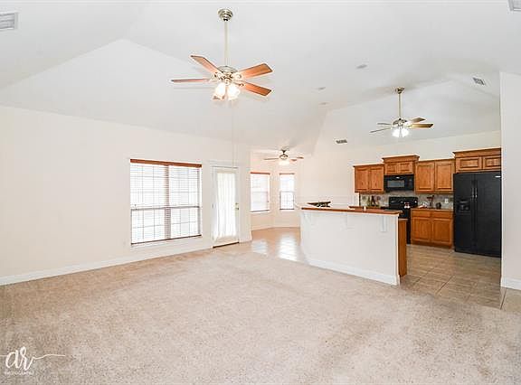 3rd image of 7610 Tuscany Dr