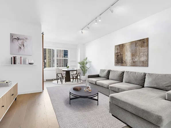 155 E 34th St APT 17T, New York, NY 10016