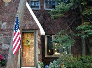 2735 170th St, Flushing, NY 11358